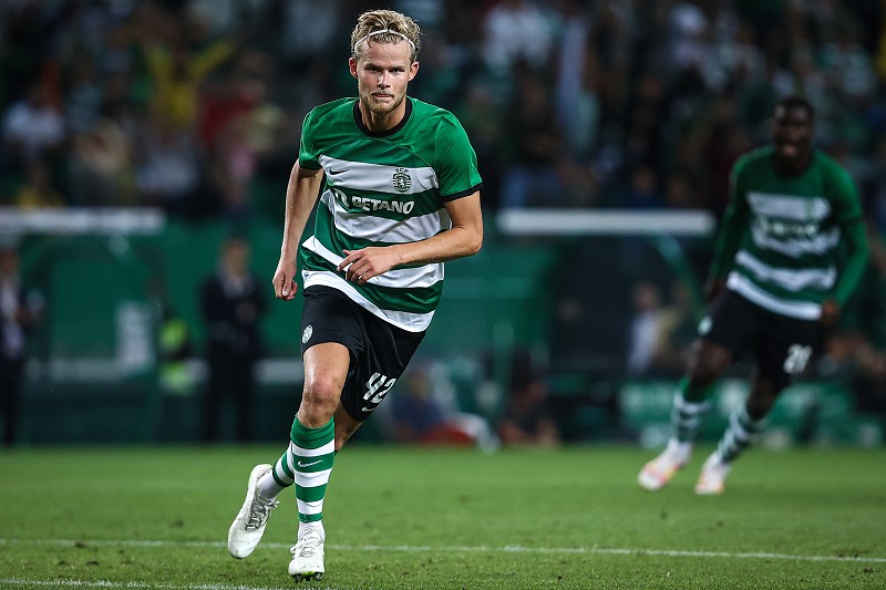 Morten Hjulmand có thể là chữ ký đầu tiên của Arsenal trong hè này