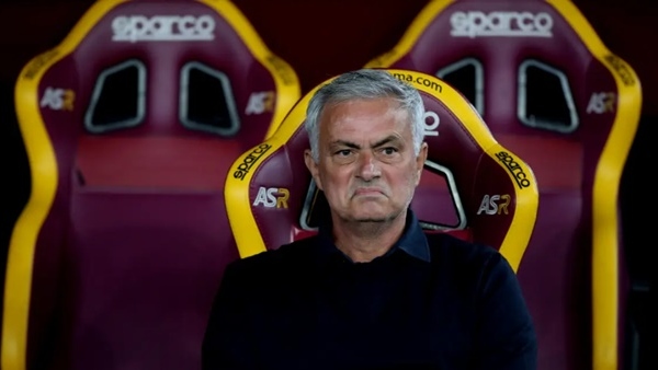 Mourinho: Tôi nên rời Roma sớm hơn