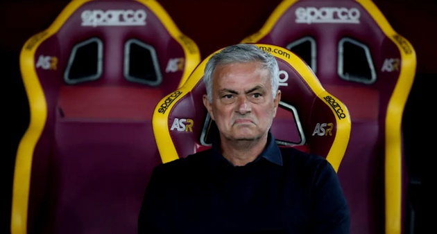 Mourinho: Tôi nên rời Roma sớm hơn