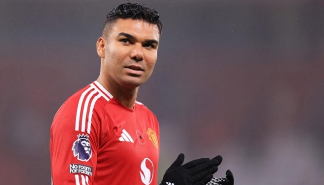 MU bất lực trong việc thanh lý Casemiro