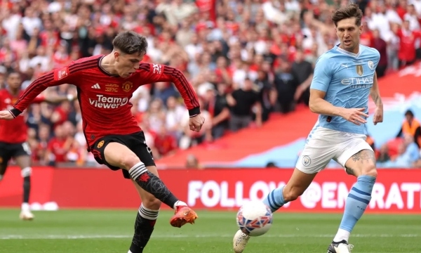 MU bị tấn công trước trận Man City