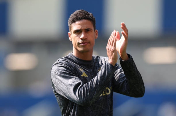 MU buộc phải nghe lời cảnh báo của Varane