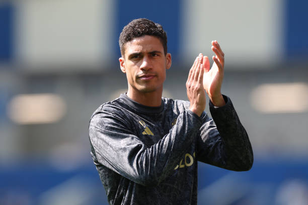MU buộc phải nghe lời cảnh báo của Varane