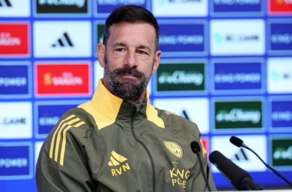 MU có đang đi đúng hướng dưới thời Amorim? Van Nistelrooy nhận xét thẳng thắn