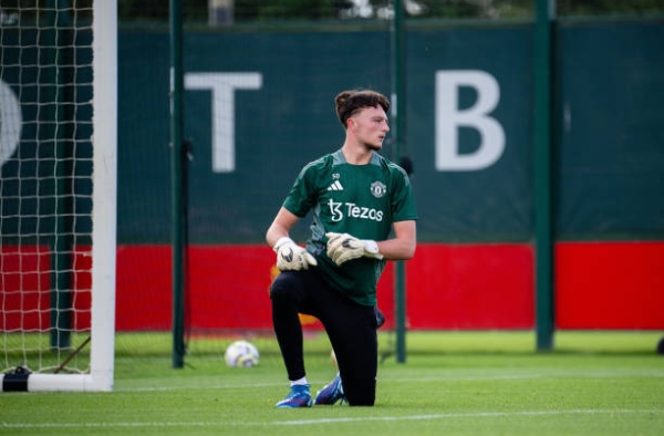 MU đã tìm thấy Dean Henderson mới