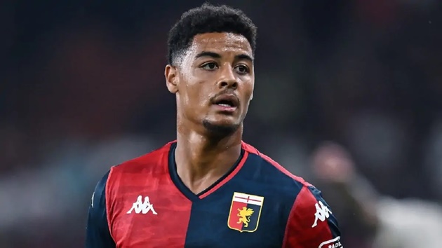 MU "Đóng" Cựu ngôi sao Juventus thay thế Lindel, Evans