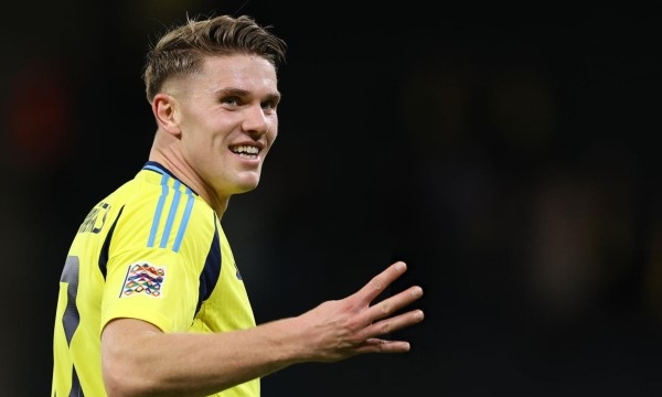 MU tự tin vượt mặt Arsenal ở thương vụ Viktor Gyokeres