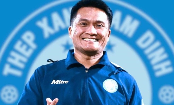 Nam Định tái hợp chuyên gia người Malaysia