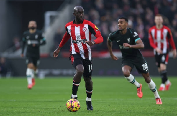 NÓNG! Đua vô địch, Nottingham tính thâu tóm "họng pháo" Premier League