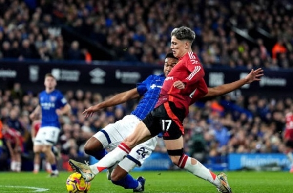 Napoli đưa thêm điều kiện để thuyết phục MU bán Garnacho