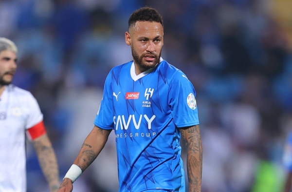 Neymar đồng tình với Ronaldo trong phát ngôn gây tranh cãi