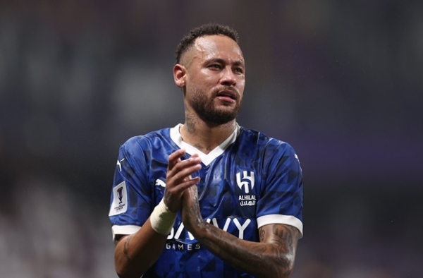 Neymar có thể quay lại Santos trong năm 2025