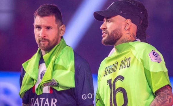 Neymar tiết lộ chấn động trong ngày PSG đại thắng 3-1