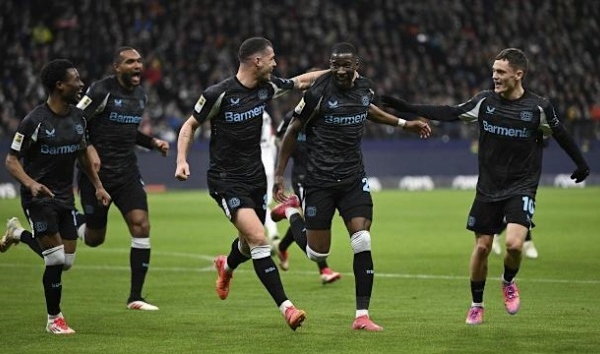 Ngả mũ trước thầy trò Alonso