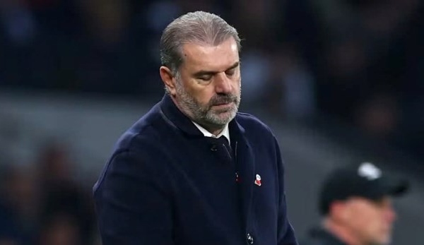 Ngây thơ trước Liverpool, Postecoglou chỉ còn một cứu cánh