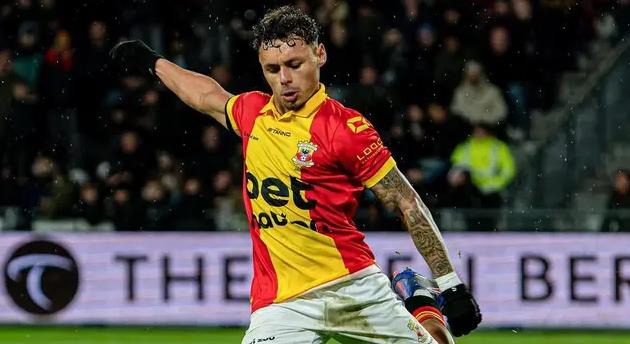 Ngôi sao Eredivisie trải lòng trước khi gia nhập Indonesia