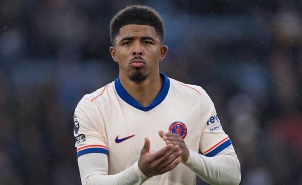 Người cũ gọi thương vụ chuyển nhượng của Chelsea là thảm họa