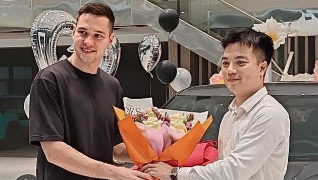 Nguyễn Filip mua xế hộp
