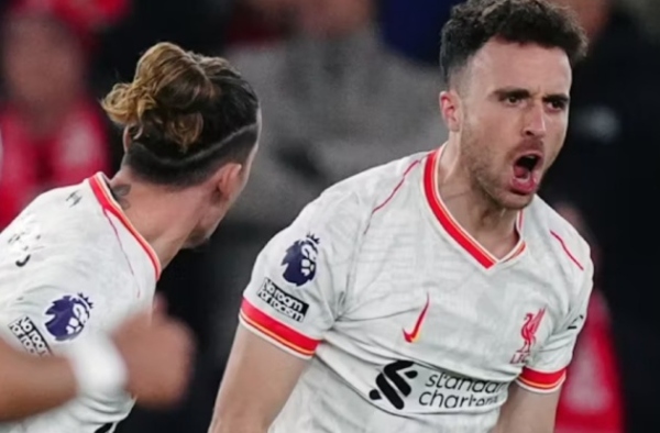Nhận định Ngoại hạng Anh - Brentford vs Liverpool (22h00 ngày 18/01): 3 bàn; Công cường gặp thủ yếu