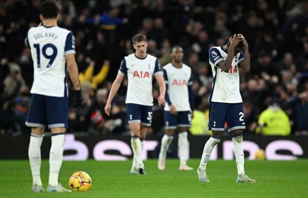 Nhận định Ngoại hạng Anh - Southampton vs Tottenham (02h00 ngày 16/12): Những người cùng khổ; Lực lượng tan hoang