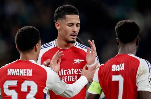 Những lời chỉ trích nhắm vào Arsenal thật nực cười
