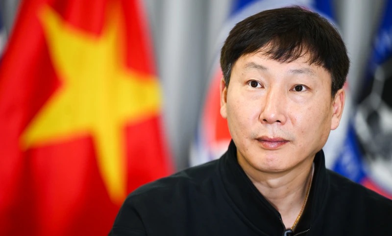 Nhiệm vụ lớn cho HLV Kim Sang Sik đầu năm 2025