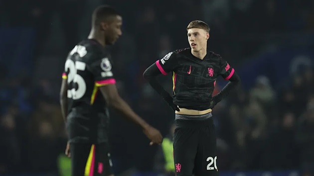Những vấn đề lớn khiến Chelsea lao dốc