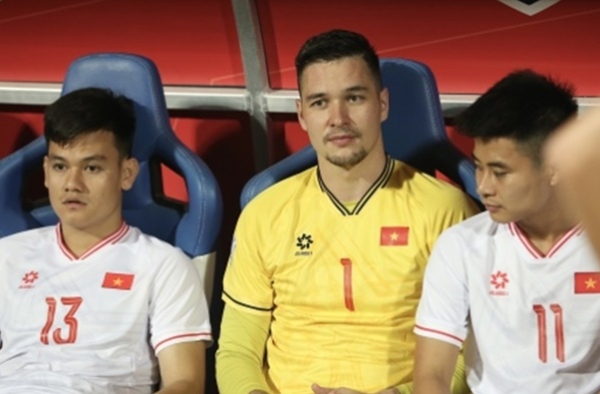Niềm tin của HLV Kim Sang Sik ở AFF Cup 2024: Đình Triệu vượt mặt Nguyễn Filip