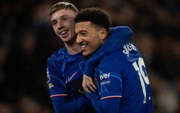 Niềm vui trở lại với Jadon Sancho