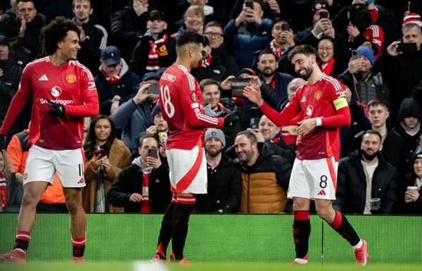 Niềm vui trở lại với sân Old Trafford