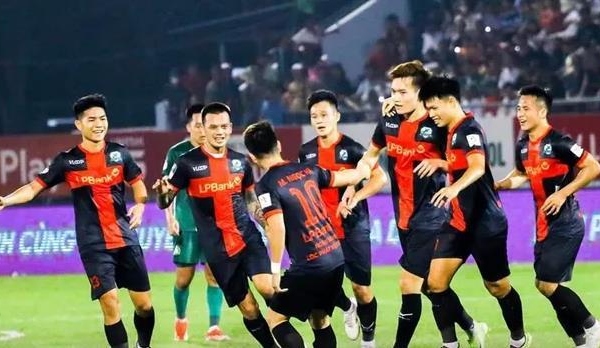 Ninh Bình thống trị V.League 2: Sự khác biệt tạo nên nhà vô địch