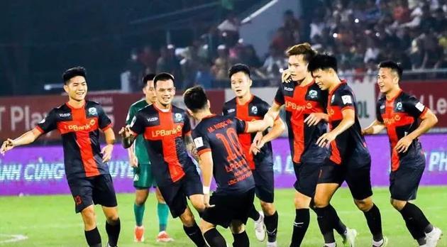 Ninh Bình thống trị V.League 2: Sự khác biệt tạo nên nhà vô địch