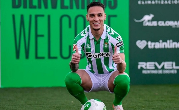 NÓNG! Antony lọt danh sách bầu chọn "Cầu thủ xuất sắc nhất tháng" của La Liga