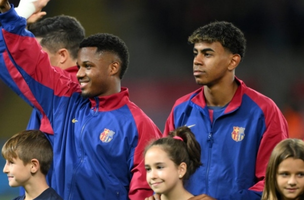 NÓNG! Barcelona gạch tên Dani Olmo; Ansu Fati trở lại