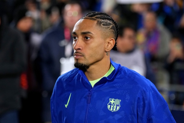 NÓNG! Barcelona ra quyết định về tương lai Raphinha