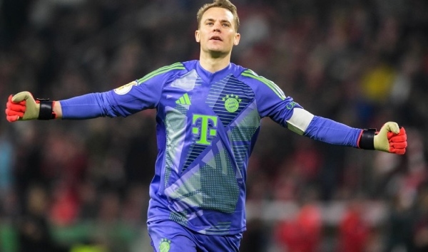 NÓNG: Bayern gia hạn với Neuer