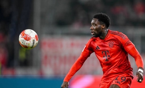 NÓNG! Bayern Munich tự tin giữ chân Davies trước sức ép từ Real Madrid