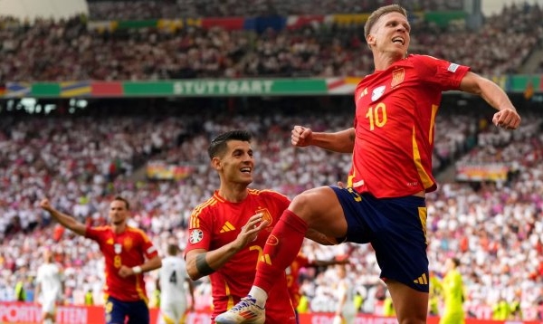 NÓNG! Cơ hội để Man United chiêu mộ Dani Olmo
