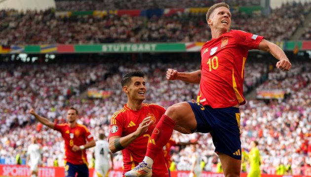 NÓNG! Cơ hội để Man United chiêu mộ Dani Olmo