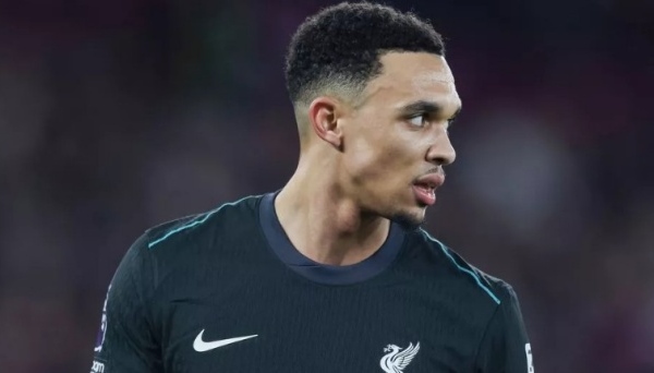 NÓNG! Liverpool khiến Real nhận 'trái đắng' ở thương vụ Alexander-Arnold