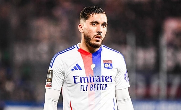 Nóng! Lyon chuyển ánh sáng xanh sang Cherk sang Manchester United