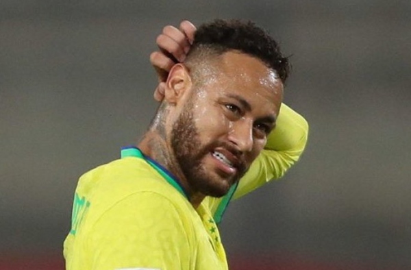 NÓNG! Neymar rời tuyển Brazil