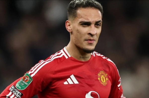 NÓNG! Real Betis sắp hoàn tất thương vụ Antony từ Man United