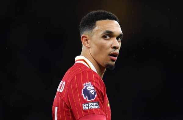 NÓNG! Real đẩy mạnh thương vụ Alexander-Arnold
