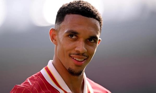 NÓNG! Real Madrid chốt giá mua Alexander-Arnold