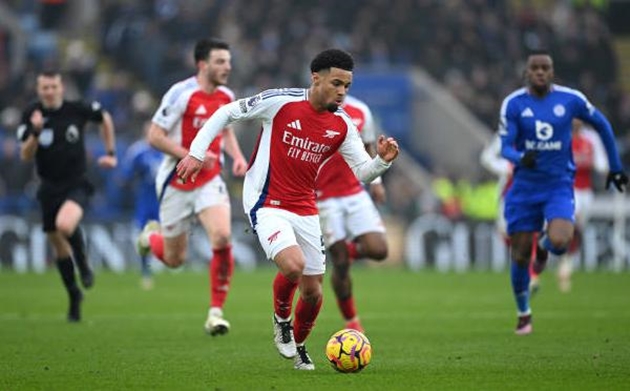 Nwaneri tỏa sáng để mang lại những vấn đề mới cho Arsenal
