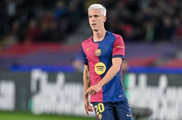 Olmo 'tròn mắt' với 2 ngọc quý 16 tuổi của Barcelona