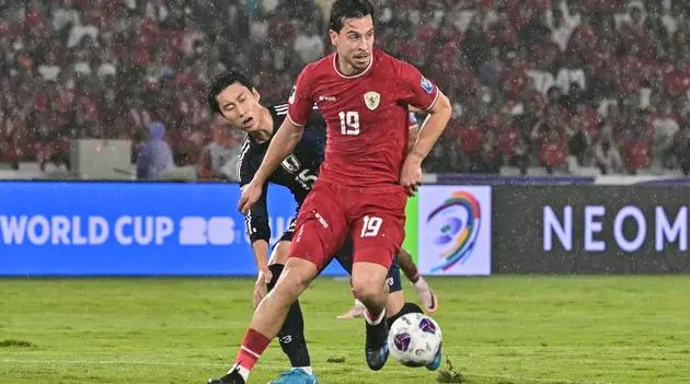 Patrick Kluivert và Thom Haye: Từ AZ Alkmaar đến đội tuyển Indonesia
