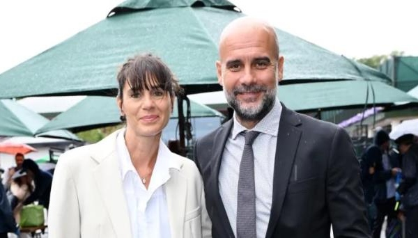 Pep Guardiola bí mật bay về Tây Ban Nha để cứu vãn hôn nhân