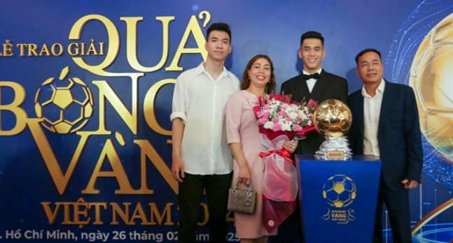 Phương tiện truyền thông Thái Lan phản ứng khi Tien Linh chiến thắng quả bóng vàng